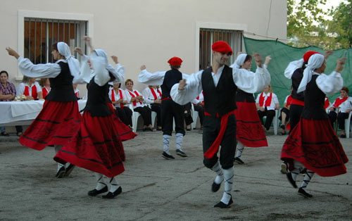 2010 aleja biurrunen 100 urteak 04