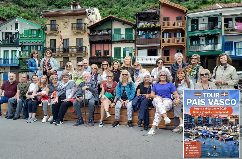 Viajeros del Tour Euskal Herria 2024 en su visita a la localidad portuaria de Pasaia, en Gipuzkoa