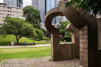 Ein Haus für Goethe 1986, Eduardo Chillida, Fráncfort (foto José Antonio Abad)