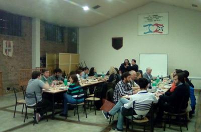 El Denak Bat mendocino ofreció una cena para recibir a los representantes del cluster vasco