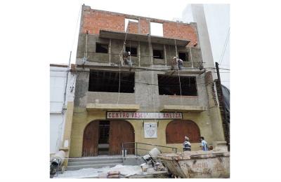 Aspecto exterior de la sede del Gure Ametza de Río Cuarto, en Córdoba, Argentina. Se dotará a los pisos superiores de aspecto de baserri.