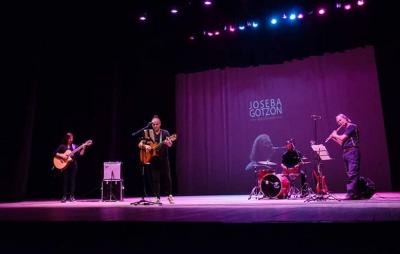 Concierto de Joseba Gotzon el pasado mes de octubre en Paraná, Argentina, de la mano de la Asociación Vasca Urrundik