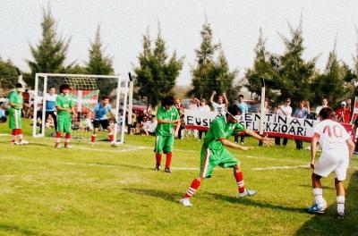 El equipo de Futbol para Ciegos del centro platense en el partido disputado el pasado 29 de agosto