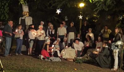 El Pesebre Vasco del Gure Etxea tandilense fue el 20 de diciembre, en la plaza, frente a la sede institucional 