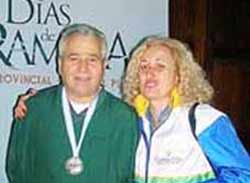 Rubén Echeverria al recibir su medalla de plata