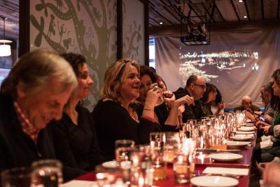 A pesar de ser domingo, los asistentes acudieron con ganas de festejar en un ambiente vasco (Fotos: Lisa Aurigemma)