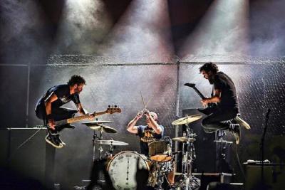 Un momento del concierto de Berri Txarrak en el Kutxa Kultur Festival de Donostia (foto photocaralonso)