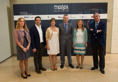 Congreso Munduari Begira, junio 2017, rueda de prensa de presentación (foto Irekia)