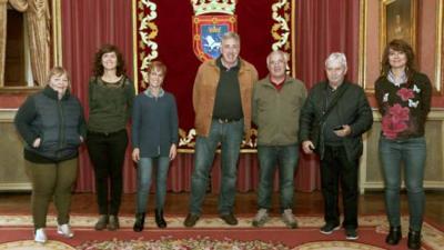 El presidente del Centro Navarro de Rosario, Argentina, fue recibido por el alcalde de Iruña-Pamplona Joseba Asiron