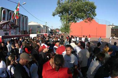 Imagen de una edición anterior de las fiestas vasca de St Pierre y Miquelón (foto Patrick Boez)