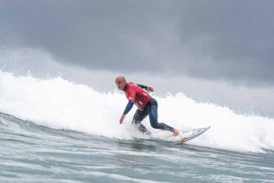 Aitor Francesena, del Basque Team, campeón del Mundo de Surf Adaptado tras imponerse en La Jolla