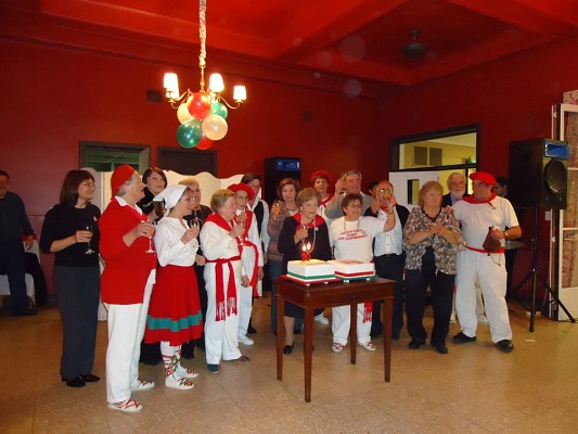 20 Aniversario centro vasco Azul 2014 02